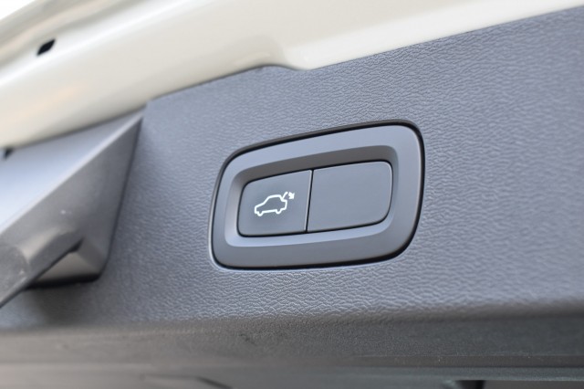 VOLVO V60 2.0 T4 MOMENT.PRO / POLESTAR ENGINEERD / NL AUTO , Grouwstra Auto`s, Deventer