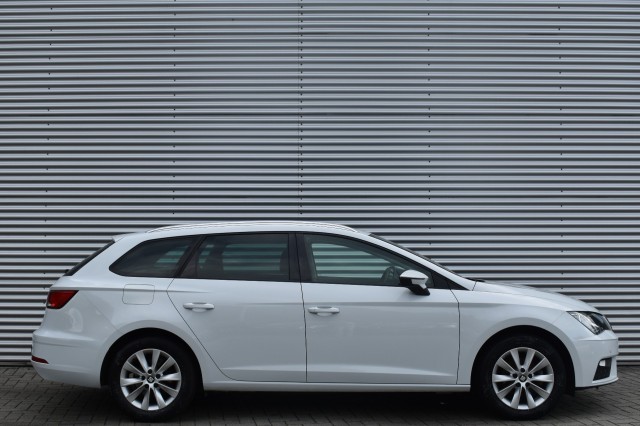 SEAT LEON ST 1.0 TSI STYLE ULTIMATE ED. / KEYLESS / P.CAM / TREKHAAK, Grouwstra Auto`s, Deventer