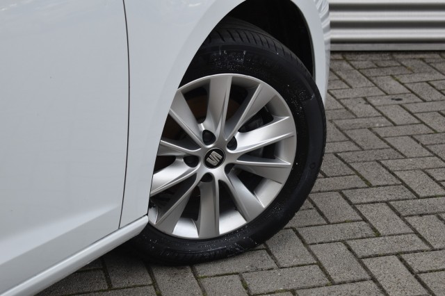 SEAT LEON ST 1.0 TSI STYLE ULTIMATE ED. / KEYLESS / P.CAM / TREKHAAK, Grouwstra Auto`s, Deventer