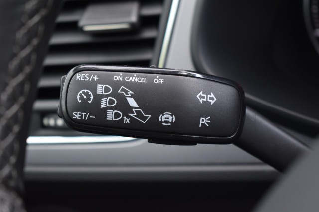 SEAT LEON ST 1.0 TSI STYLE ULTIMATE ED. / KEYLESS / P.CAM / TREKHAAK, Grouwstra Auto`s, Deventer