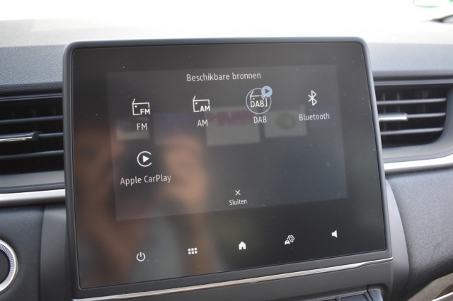 RENAULT CAPTUR 1.0 TCE 90 EVOLUTION / NAVI + APPLE/ANDROID / PDC / LED KOPL., Grouwstra Auto`s, Deventer