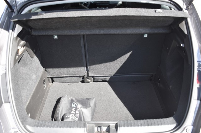 RENAULT CAPTUR 1.0 TCE 90 EVOLUTION / NAVI + APPLE/ANDROID / PDC / LED KOPL., Grouwstra Auto`s, Deventer