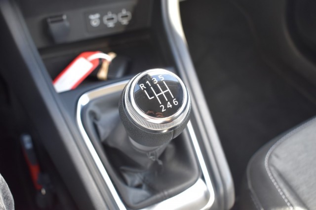 RENAULT CAPTUR 1.0 TCE 90 EVOLUTION / NAVI + APPLE/ANDROID / PDC / LED KOPL., Grouwstra Auto`s, Deventer