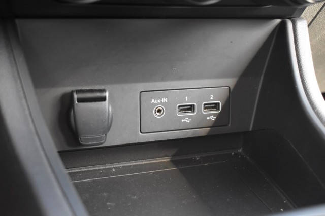 RENAULT CAPTUR 1.0 TCE 90 EVOLUTION / NAVI + APPLE/ANDROID / PDC / LED KOPL., Grouwstra Auto`s, Deventer