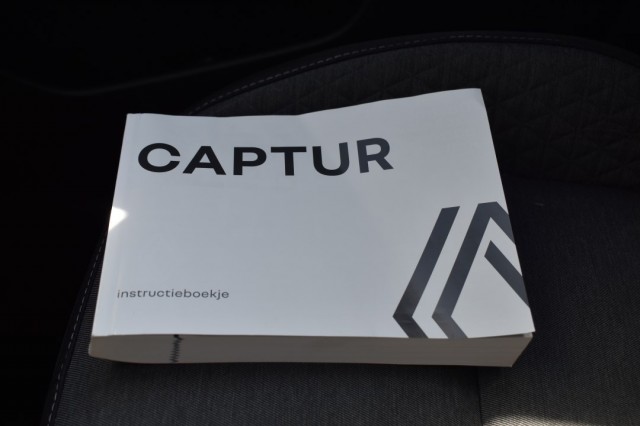 RENAULT CAPTUR 1.0 TCE 90 EVOLUTION / NAVI + APPLE/ANDROID / PDC / LED KOPL., Grouwstra Auto`s, Deventer