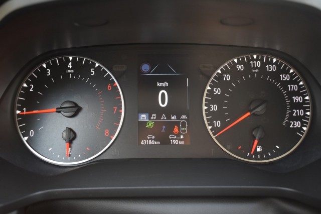 RENAULT CAPTUR 1.0 TCE 90 EVOLUTION / NAVI + APPLE/ANDROID / PDC / LED KOPL., Grouwstra Auto`s, Deventer