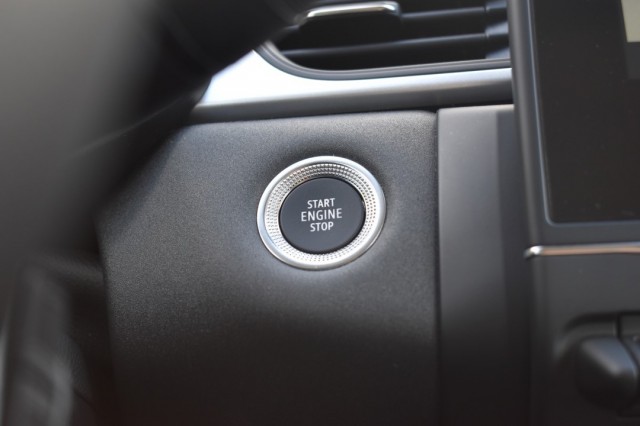 RENAULT CAPTUR 1.0 TCE 90 EVOLUTION / NAVI + APPLE/ANDROID / PDC / LED KOPL., Grouwstra Auto`s, Deventer