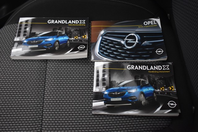OPEL GRANDLAND X 1.2 TURBO ONLINE EDITION / 1e EIGENAAR / P.DAK / NAVI + APPLE/ANDROID AUTO, Grouwstra Auto`s, Deventer