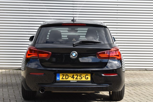 BMW 1-SERIE 116I SPORT LINE EDITION / NL AUTO / NAVI / PDC / SPORTSTOELEN, Grouwstra Auto`s, Deventer