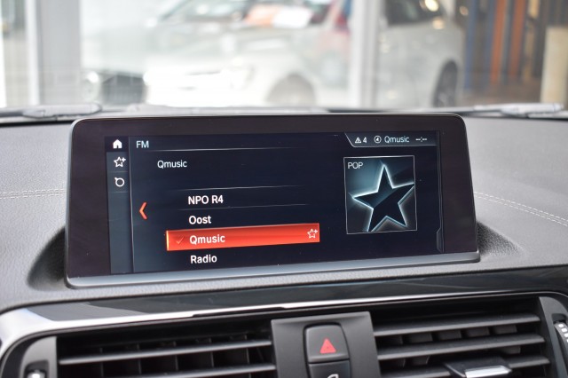 BMW 1-SERIE 116I SPORT LINE EDITION / NL AUTO / NAVI / PDC / SPORTSTOELEN, Grouwstra Auto`s, Deventer