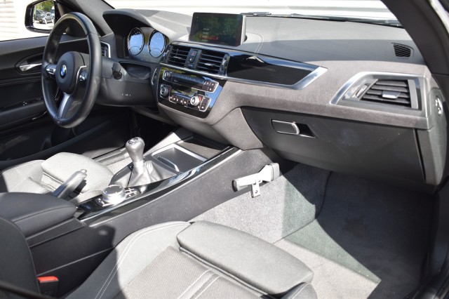 BMW 1-SERIE 116I SPORT LINE EDITION / NL AUTO / NAVI / PDC / SPORTSTOELEN, Grouwstra Auto`s, Deventer