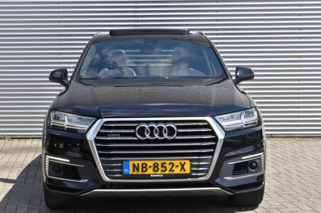 AUDI Q7 3.0 TDI E-TRON QUATTRO SPORT / P.DAK / LEDER / ADAP. CRUISE. / EL. HAAK, Grouwstra Auto`s, Deventer