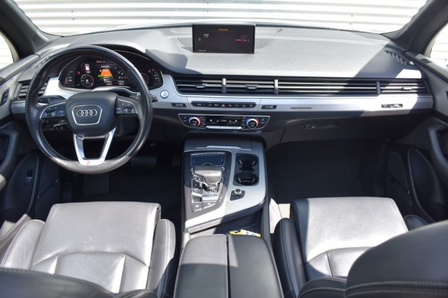 AUDI Q7 3.0 TDI E-TRON QUATTRO SPORT / P.DAK / LEDER / ADAP. CRUISE. / EL. HAAK, Grouwstra Auto`s, Deventer