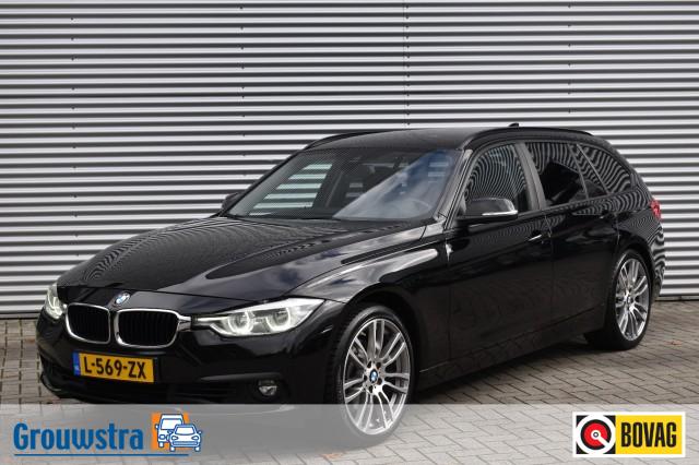 BMW 3-SERIE 330I AUT. TOURING LUXURY EDITION / LED PAKKET / EL. A-KLEP / EL. TREKH., Grouwstra Auto`s, Deventer
