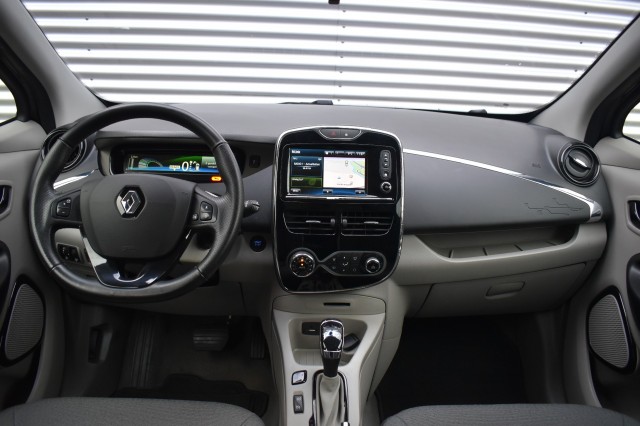 RENAULT ZOE R240 INTENS (KOOPACCU) NAVI / P.CAM. / PDC / KEYLESS ENTRY, Grouwstra Auto`s, Deventer