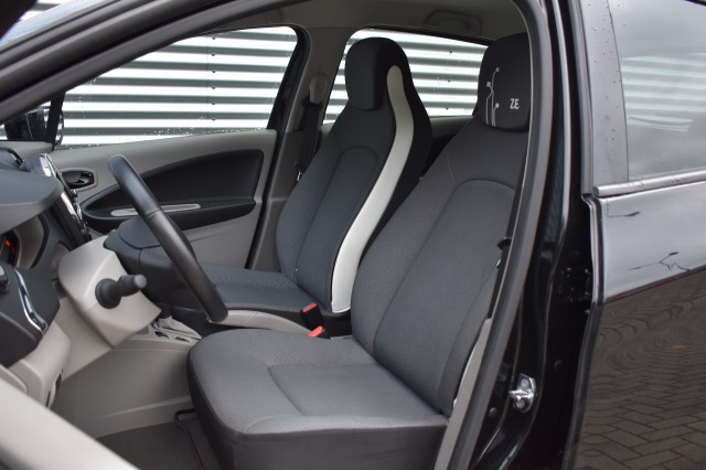 RENAULT ZOE R240 INTENS (KOOPACCU) NAVI / P.CAM. / PDC / KEYLESS ENTRY, Grouwstra Auto`s, Deventer