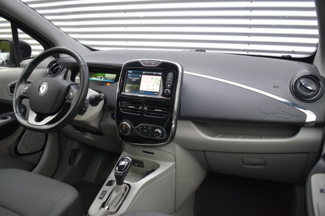 RENAULT ZOE R240 INTENS (KOOPACCU) NAVI / P.CAM. / PDC / KEYLESS ENTRY, Grouwstra Auto`s, Deventer
