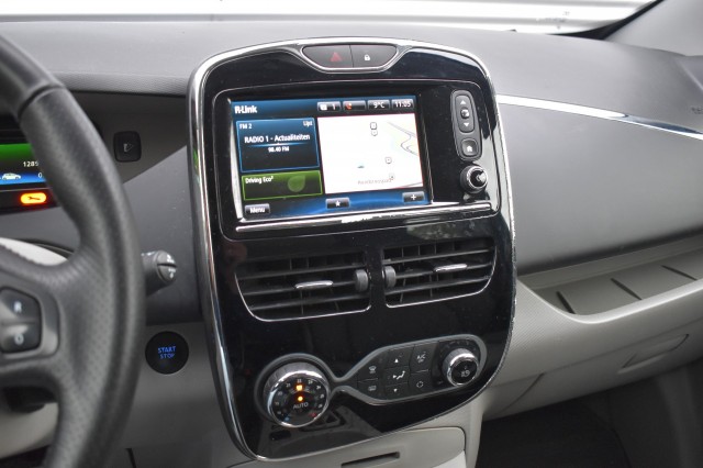 RENAULT ZOE R240 INTENS (KOOPACCU) NAVI / P.CAM. / PDC / KEYLESS ENTRY, Grouwstra Auto`s, Deventer