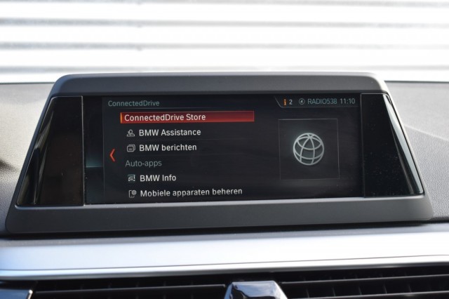 BMW 5-SERIE TOURING 530I EXECUTIVE / El. A-KLEP / PDC V+A / 18 LM. VELGEN, Grouwstra Auto`s, Deventer