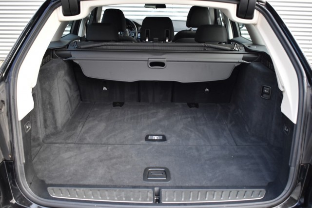BMW 5-SERIE TOURING 530I EXECUTIVE / El. A-KLEP / PDC V+A / 18 LM. VELGEN, Grouwstra Auto`s, Deventer