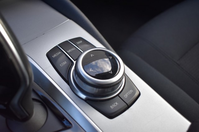 BMW 5-SERIE TOURING 530I EXECUTIVE / El. A-KLEP / PDC V+A / 18 LM. VELGEN, Grouwstra Auto`s, Deventer