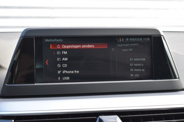 BMW 5-SERIE TOURING 530I EXECUTIVE / El. A-KLEP / PDC V+A / 18 LM. VELGEN, Grouwstra Auto`s, Deventer