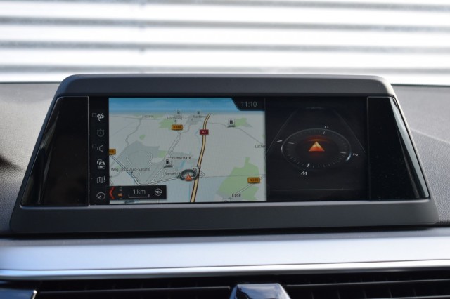 BMW 5-SERIE TOURING 530I EXECUTIVE / El. A-KLEP / PDC V+A / 18 LM. VELGEN, Grouwstra Auto`s, Deventer