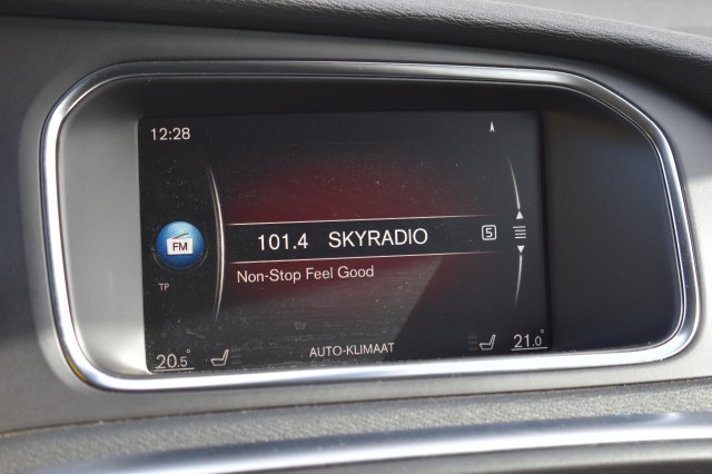 VOLVO V40 1.5 T2 POLAR+ / LED PAKKET / STOEL VERW. / PDC, Grouwstra Auto`s, Deventer