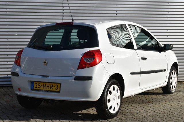RENAULT CLIO 1.2-16V BNS LINE, Grouwstra Auto`s, Deventer