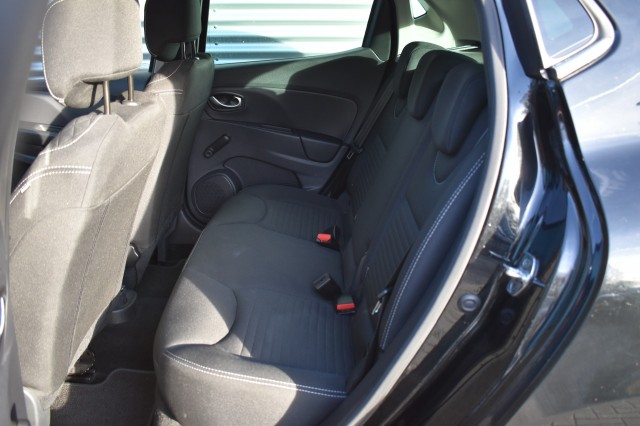 RENAULT CLIO 0.9 TCE 5DRS. LIMITED / NAVI / ECC / PDC / TREKHAAK, Grouwstra Auto`s, Deventer