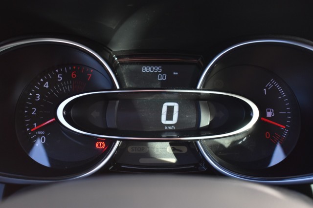 RENAULT CLIO 0.9 TCE 5DRS. LIMITED / NAVI / ECC / PDC / TREKHAAK, Grouwstra Auto`s, Deventer