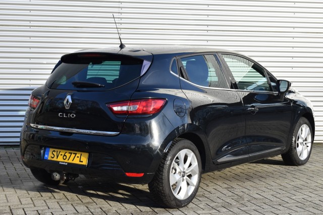 RENAULT CLIO 0.9 TCE 5DRS. LIMITED / NAVI / ECC / PDC / TREKHAAK, Grouwstra Auto`s, Deventer
