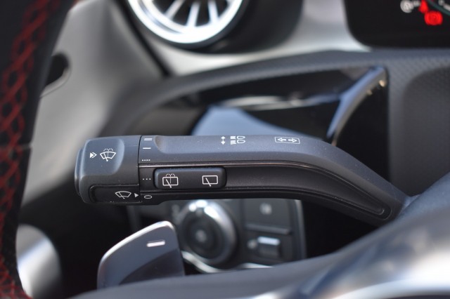 MERCEDES-BENZ CLA-KLASSE 180 BNS SOLUTION AMG / P.DAK / P.CAMERA / LED PAKKET, Grouwstra Auto`s, Deventer