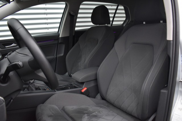 VOLKSWAGEN GOLF 1.5 ETSI STYLE / ADAP. CRUISE / MASSAGE+MEMORY / VIRTUAL COCKPIT, Grouwstra Auto`s, Deventer