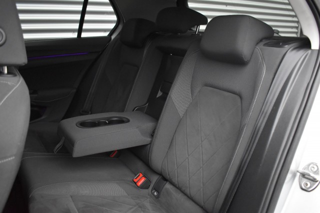 VOLKSWAGEN GOLF 1.5 ETSI STYLE / ADAP. CRUISE / MASSAGE+MEMORY / VIRTUAL COCKPIT, Grouwstra Auto`s, Deventer