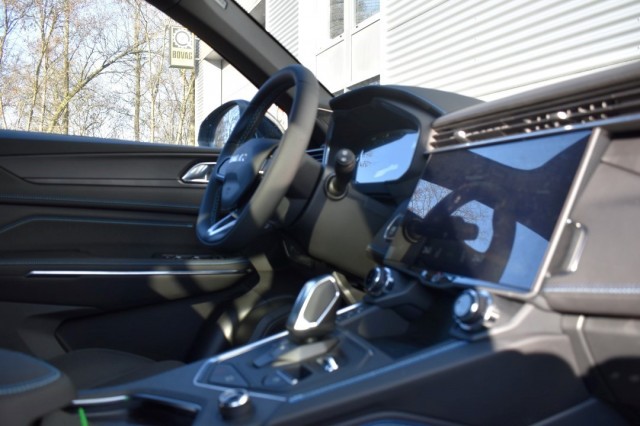 LYNK EN CO 01 1.5 PHEV MORE / NIEUW ! / SNEL LEVERBAAR!, Grouwstra Auto`s, Deventer