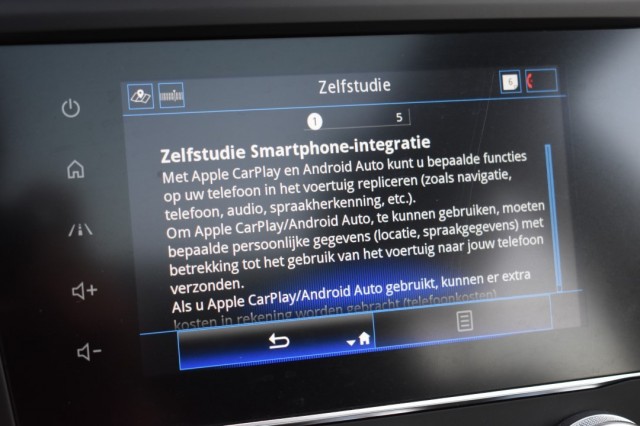 RENAULT KADJAR 1.3 TCE AUT. BLACK EDITION / ADAP. CRUISE / LEDER / P.DAK / TREKHAAK, Grouwstra Auto`s, Deventer