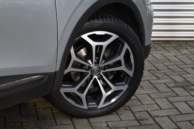 RENAULT KADJAR 1.3 TCE AUT. BLACK EDITION / ADAP. CRUISE / LEDER / P.DAK / TREKHAAK, Grouwstra Auto`s, Deventer