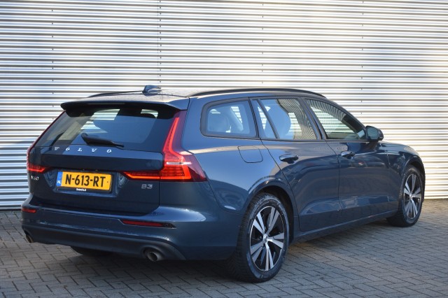 VOLVO V60 2.0 B3 ADVANTAGE / LEDER / EL. TREKH./ STOEL+STUUR+VOORRUIT VERW., Grouwstra Auto`s, Deventer