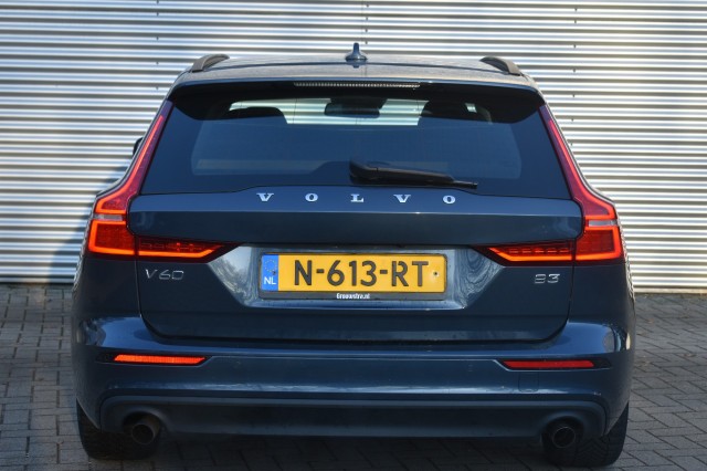 VOLVO V60 2.0 B3 ADVANTAGE / LEDER / EL. TREKH./ STOEL+STUUR+VOORRUIT VERW., Grouwstra Auto`s, Deventer