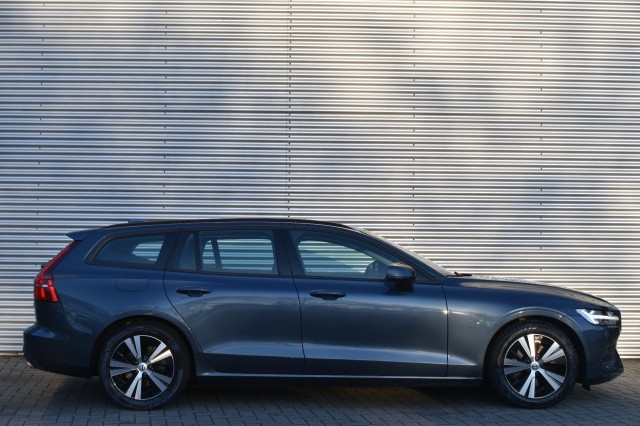 VOLVO V60 2.0 B3 ADVANTAGE / LEDER / EL. TREKH./ STOEL+STUUR+VOORRUIT VERW., Grouwstra Auto`s, Deventer