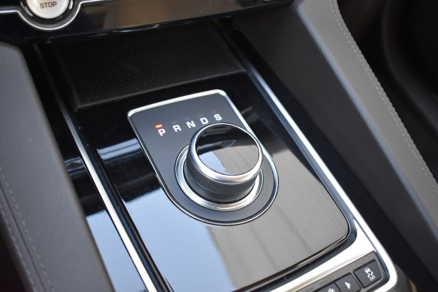 JAGUAR F-PACE 2.0T AWD PRESTIGE / LEDER + STOEL VERW. / P.CAM / ALL SEASON, Grouwstra Auto`s, Deventer