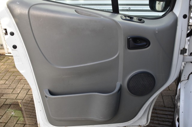 RENAULT TRAFIC 2.0 DCI T27 L1H1 G?N, Grouwstra Auto`s, Deventer