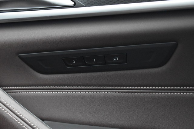 BMW 5-SERIE 530e XDRIVE M-SPORT / COMFORT ZETELS / HEAD UP / ADAP. CRUISE, Grouwstra Auto`s, Deventer