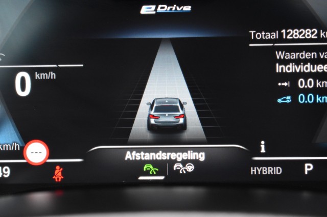 BMW 5-SERIE 530e XDRIVE M-SPORT / COMFORT ZETELS / HEAD UP / ADAP. CRUISE, Grouwstra Auto`s, Deventer