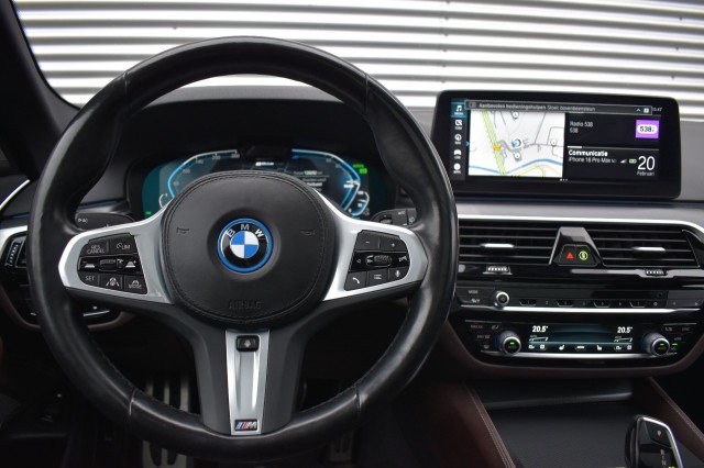 BMW 5-SERIE 530e XDRIVE M-SPORT / COMFORT ZETELS / HEAD UP / ADAP. CRUISE, Grouwstra Auto`s, Deventer