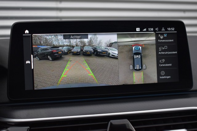 BMW 5-SERIE 530e XDRIVE M-SPORT / COMFORT ZETELS / HEAD UP / ADAP. CRUISE, Grouwstra Auto`s, Deventer