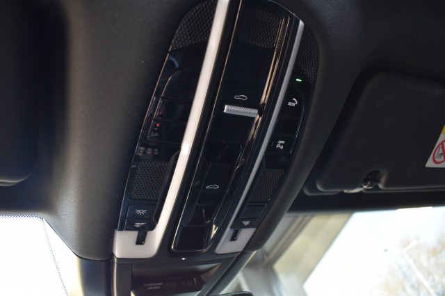 PORSCHE CAYENNE 3.0 E-HYBRID / NL AUTO / P.DAK / ADAP. CRUISE , Grouwstra Auto`s, Deventer