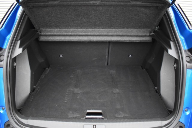 PEUGEOT 2008 1.2 AUT. PT GT / ADAP. CRUISE / P.DAK / AFN. HAAK., Grouwstra Auto`s, Deventer