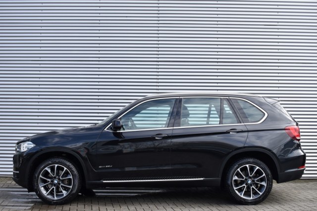 BMW X5 SDRIVE25D CENT. EXEC. / LEDER / SPORTSTOELEN / EL. STOELEN, Grouwstra Auto`s, Deventer
